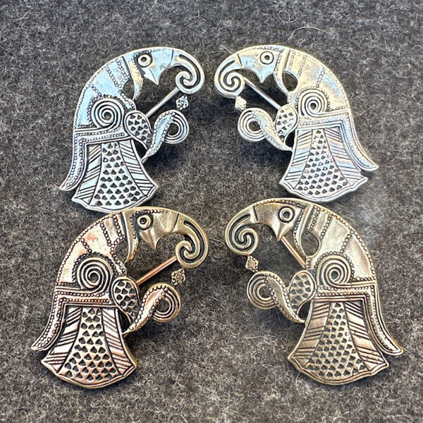 Wikingerschmuck Rabenfibel, Reenactment, Mittelalter